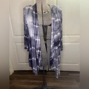 American Heart Women Plus size‎ 1X Soft Tie Dye Blue/White Cardigan Long Sleeve